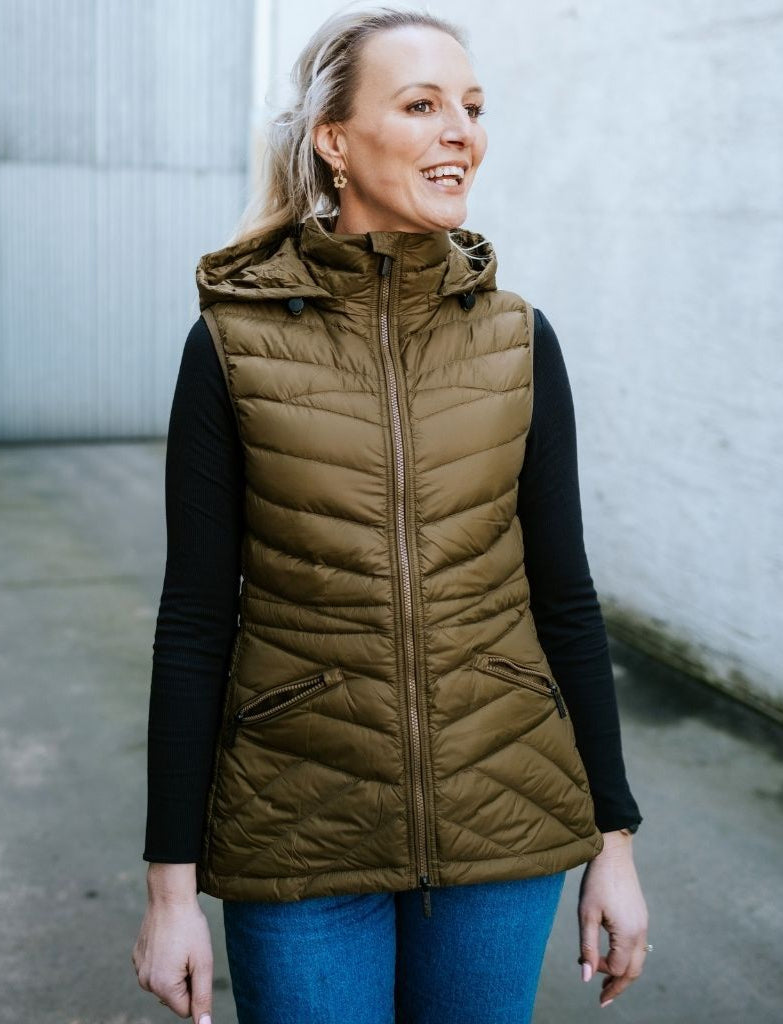 Moke Mary Claire Vest – Bettie Monroe