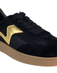 Oakey Sneaker