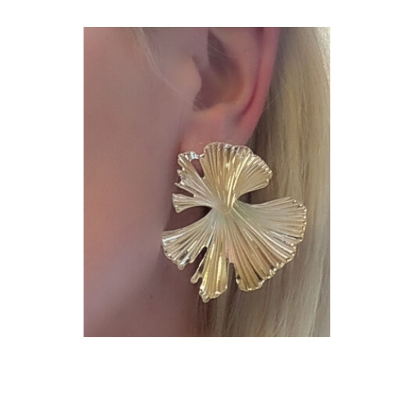 Leafy Embrace Earrings