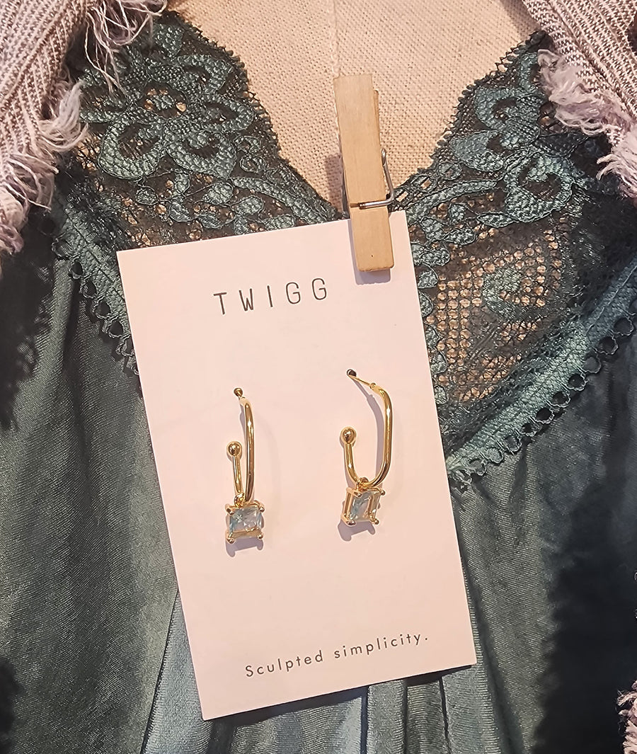 Lucie Annulus Studs
