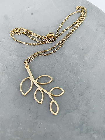 Twigg Olive Pendant Necklace